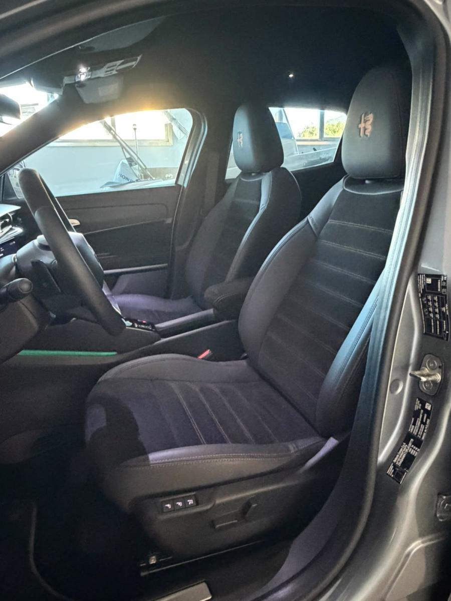 ALFA ROMEO - Junior - MY25 Q4 INTENSA 1.2 145CV HYBRID EDCT6