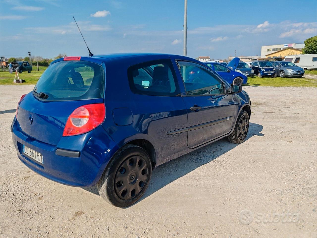 Renault Clio 1.2 16V 3 porte Dynamique