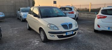 Lancia Ypsilon unico proprietario 1.2 16V Argento