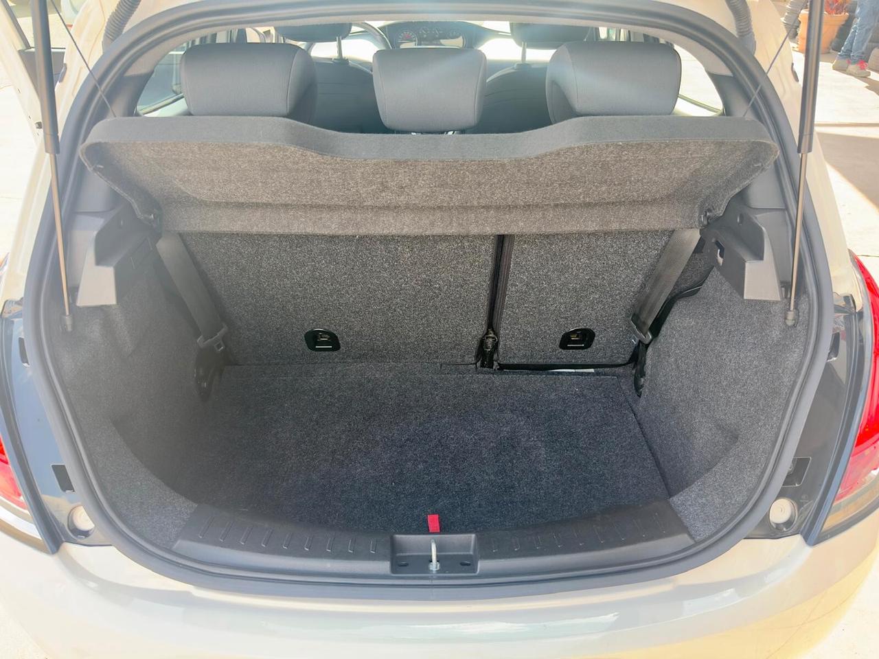 Lancia Ypsilon 1.0 FireFly 5 porte S&S Hybrid Silver PREZZO PROMO