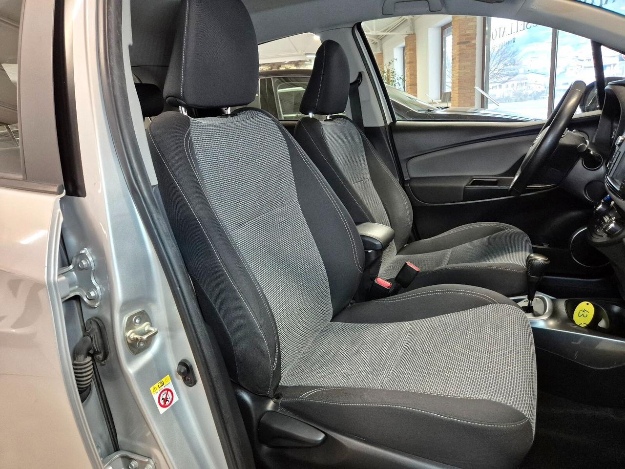 Toyota Yaris 1.5 Hybrid 5 porte Active