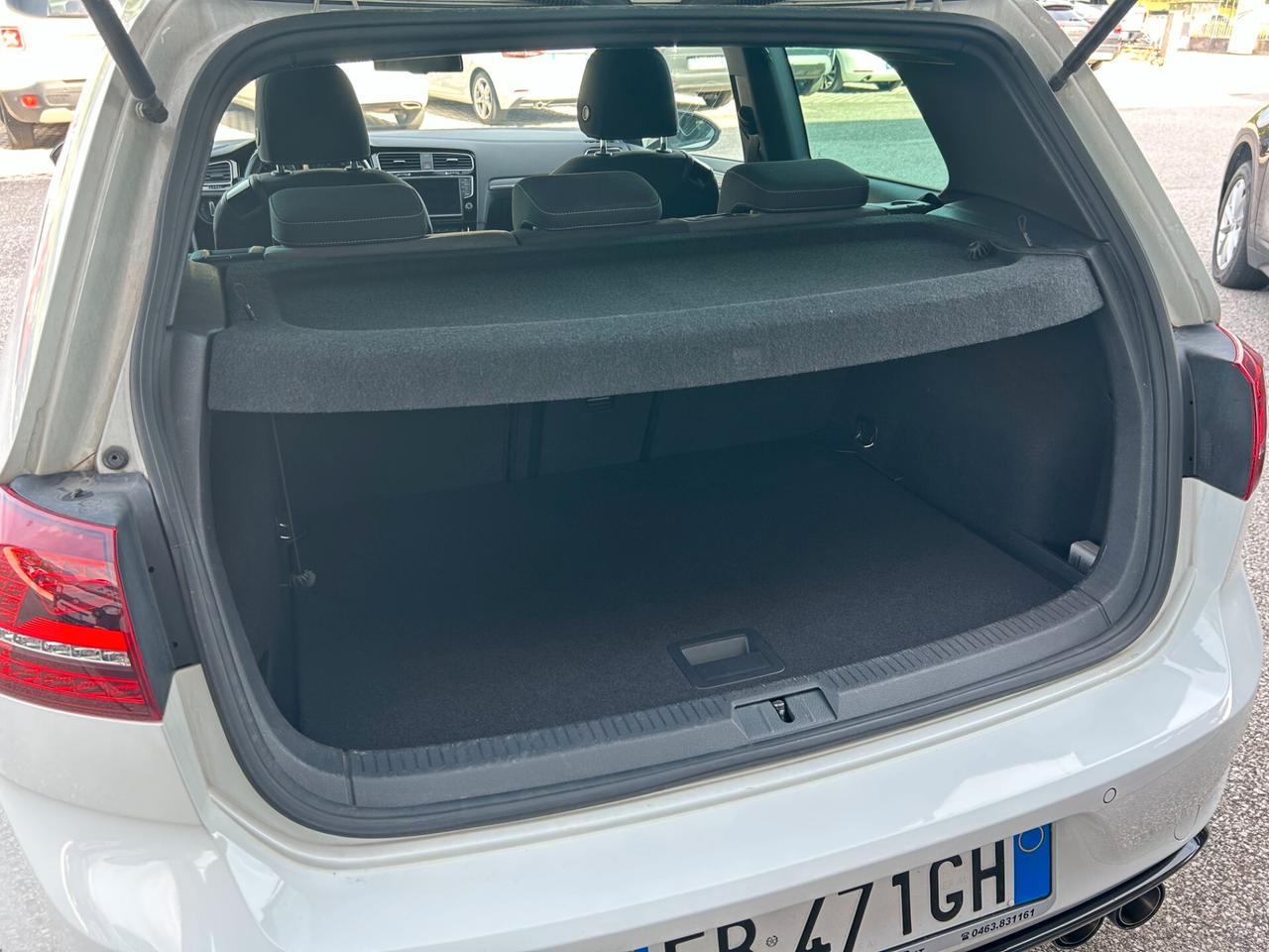 Volkswagen GOLF 7 3p 2.0 tdi Highline 150cv dsg