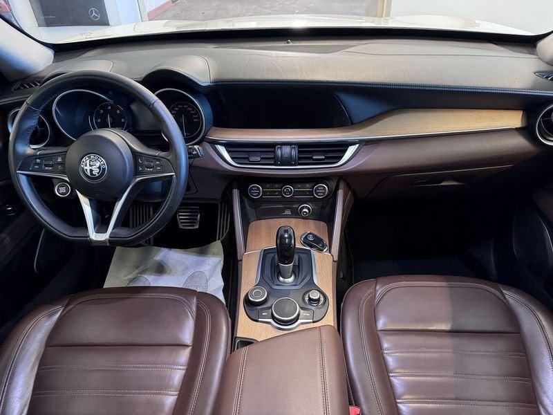 Alfa Romeo Stelvio 2.2 Turbo Diesel 210CV AT8 Q4 TI