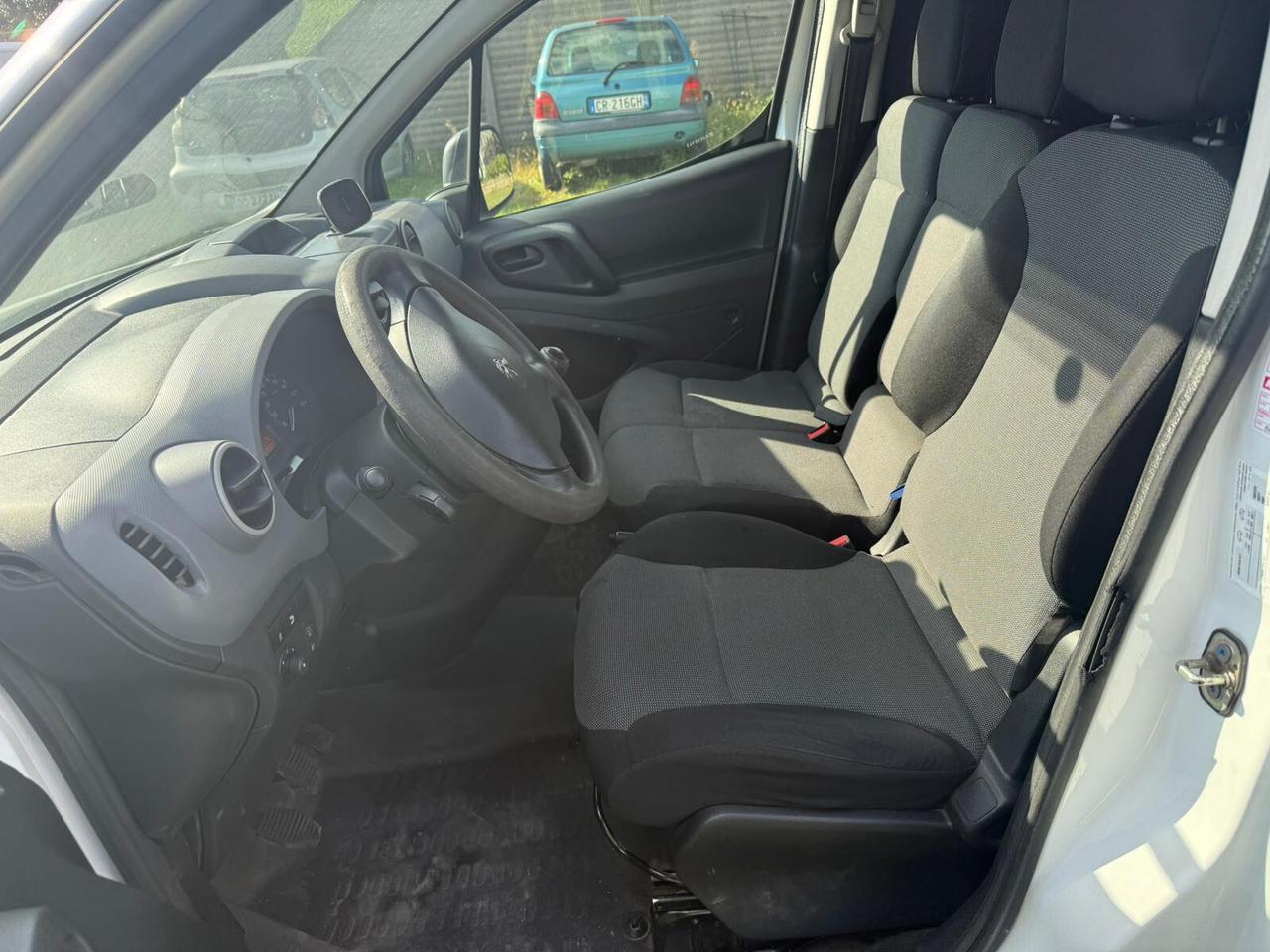 Peugeot Partner Furgone 3 POSTI