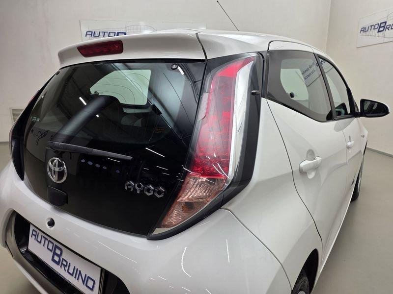 Toyota Aygo 1.0 VVT-i x-play