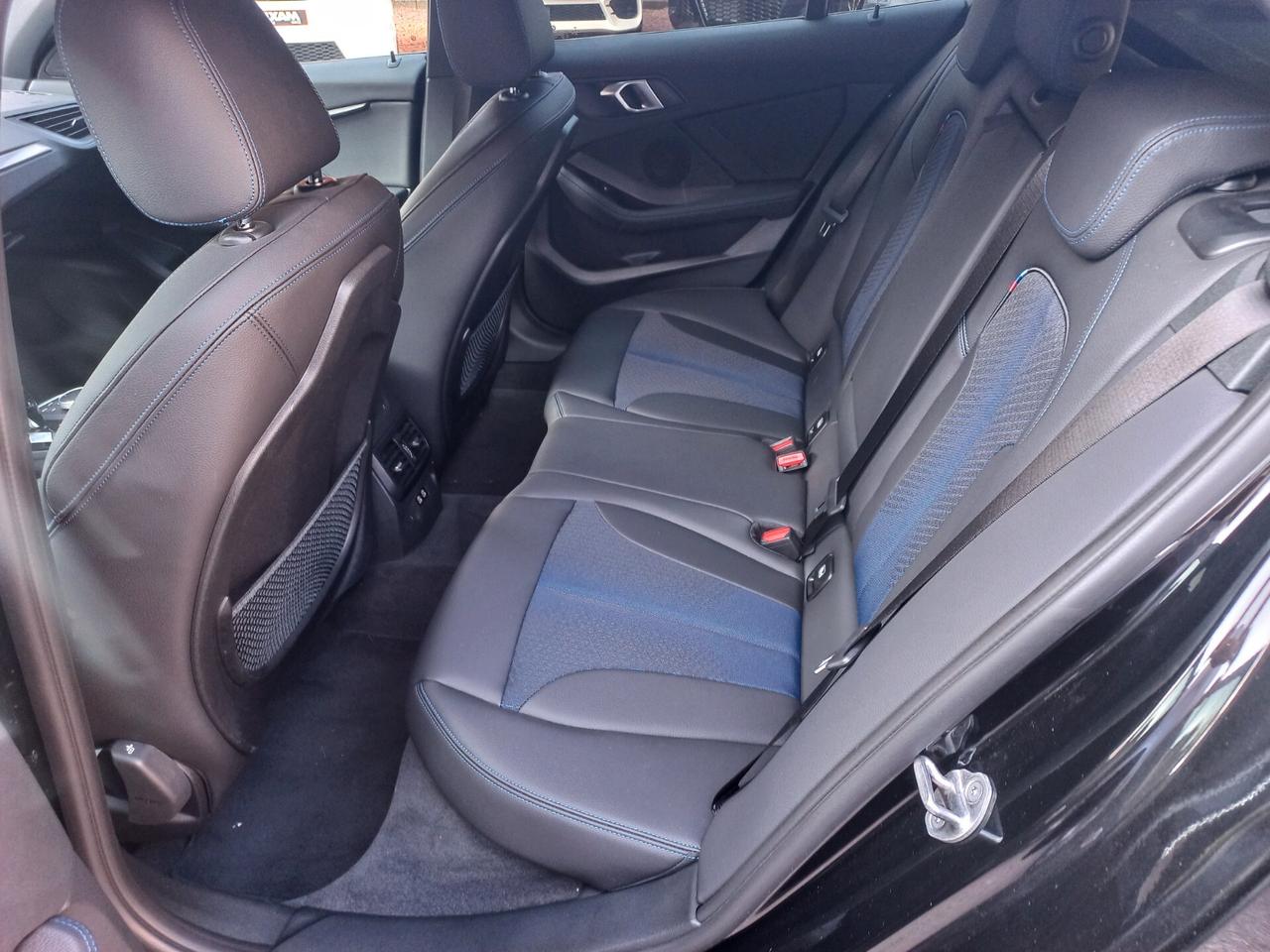 Bmw 118 118i 5p. Msport