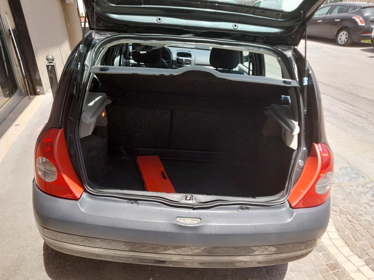 RENAULT CLIO D'EPOCA KM 90000
