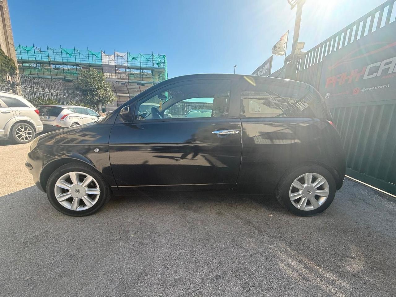 Lancia Ypsilon 1.3 Multijet 16V Platino