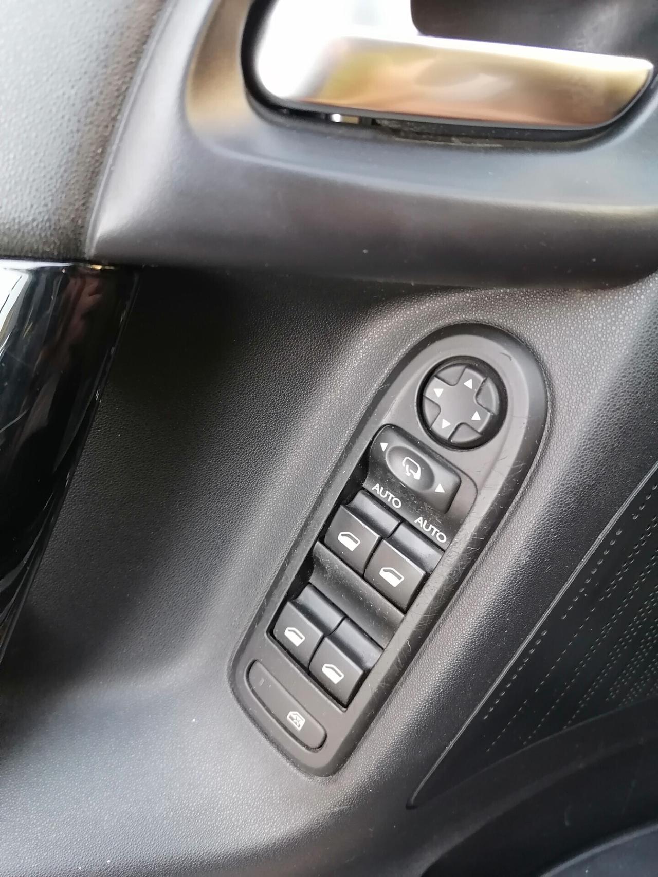Citroen C3 1.4 HDi 70 EXCLUSIVE TETTO PANORAMICO 2015
