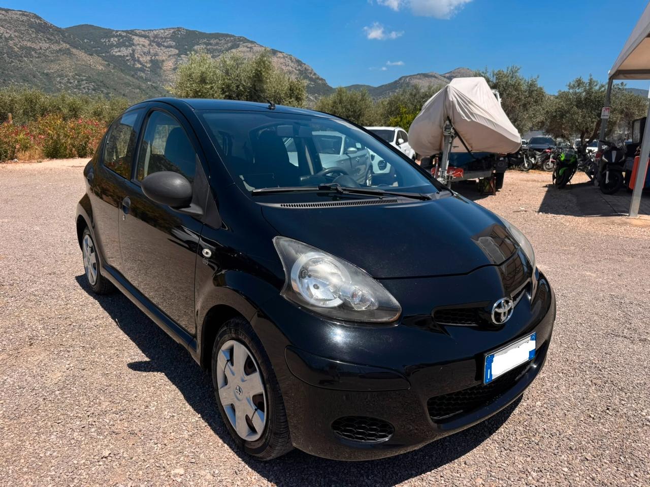 Toyota Aygo 1.0 12V VVT-i 5 porte Deep Ocean Connect