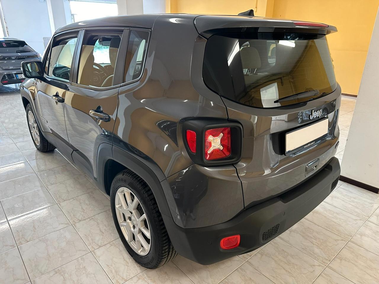 Jeep Renegade 1.6 Mjt 130 CV Longitude