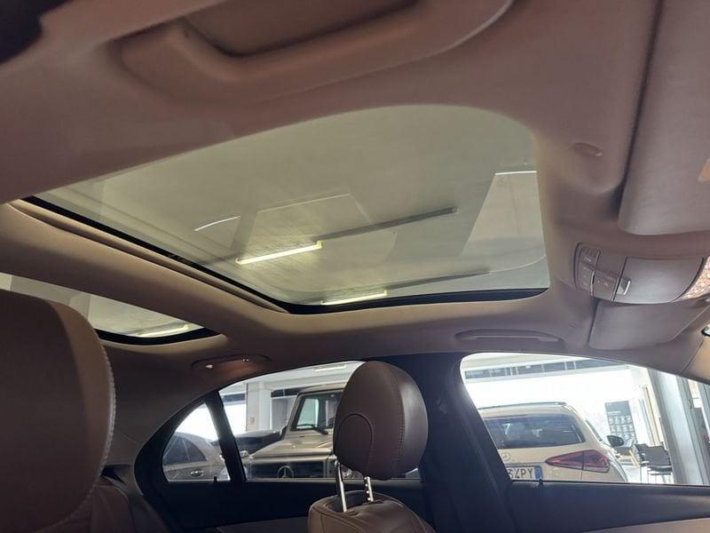 Mercedes-Benz Classe E E 220 d Mild hybrid 4Matic Auto Premium