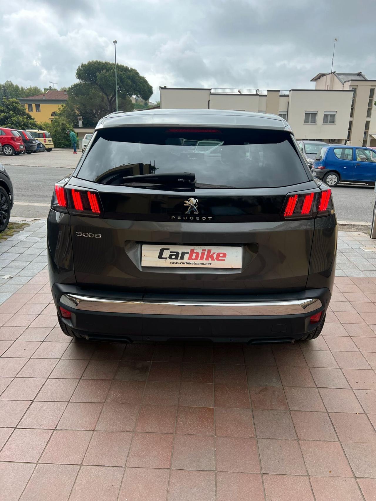Peugeot 3008 PureTech Turbo 130 S&S Allure Pack