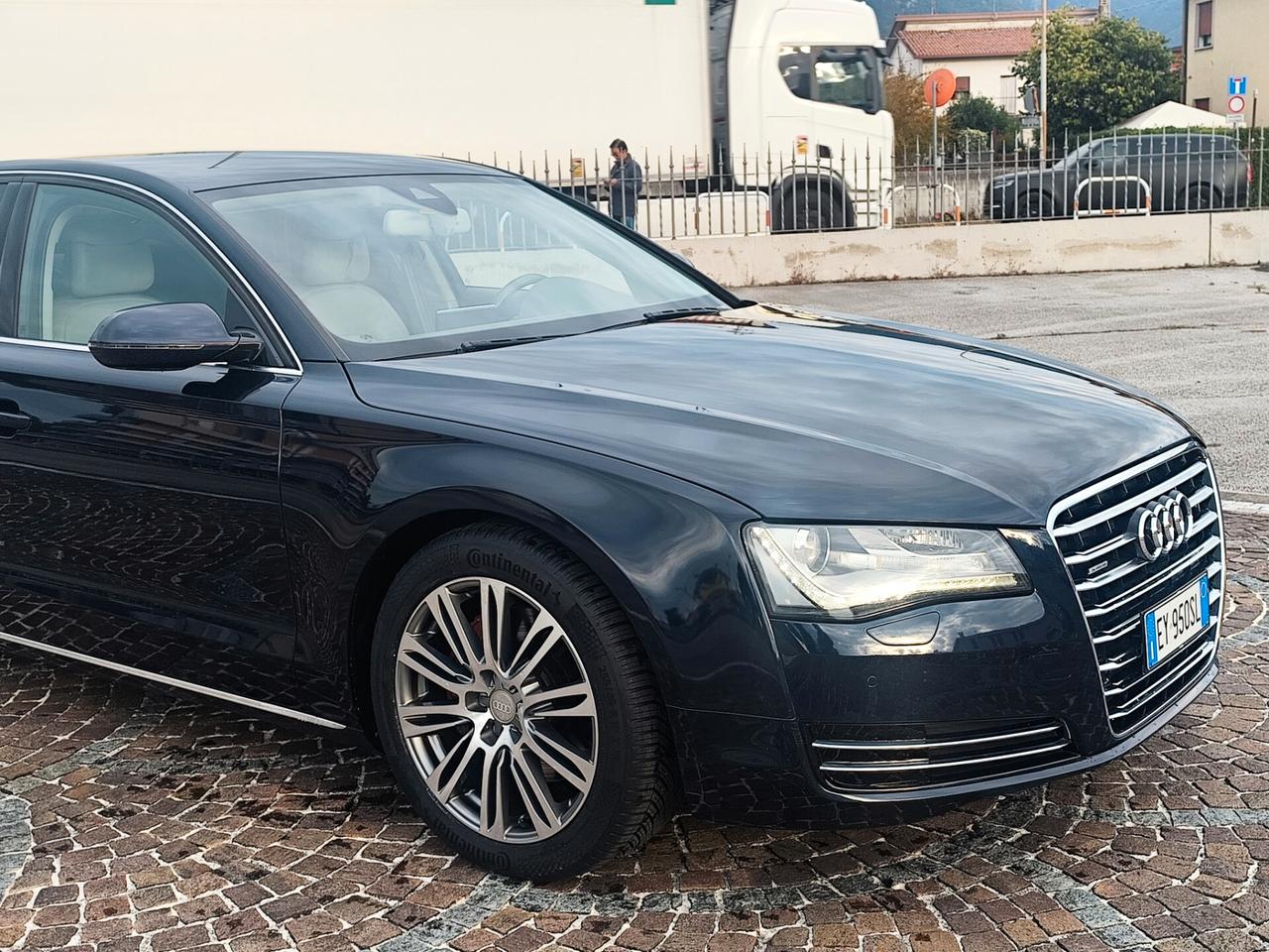 Audi A8 L 3.0 TDI 250 CV quattro tiptronic
