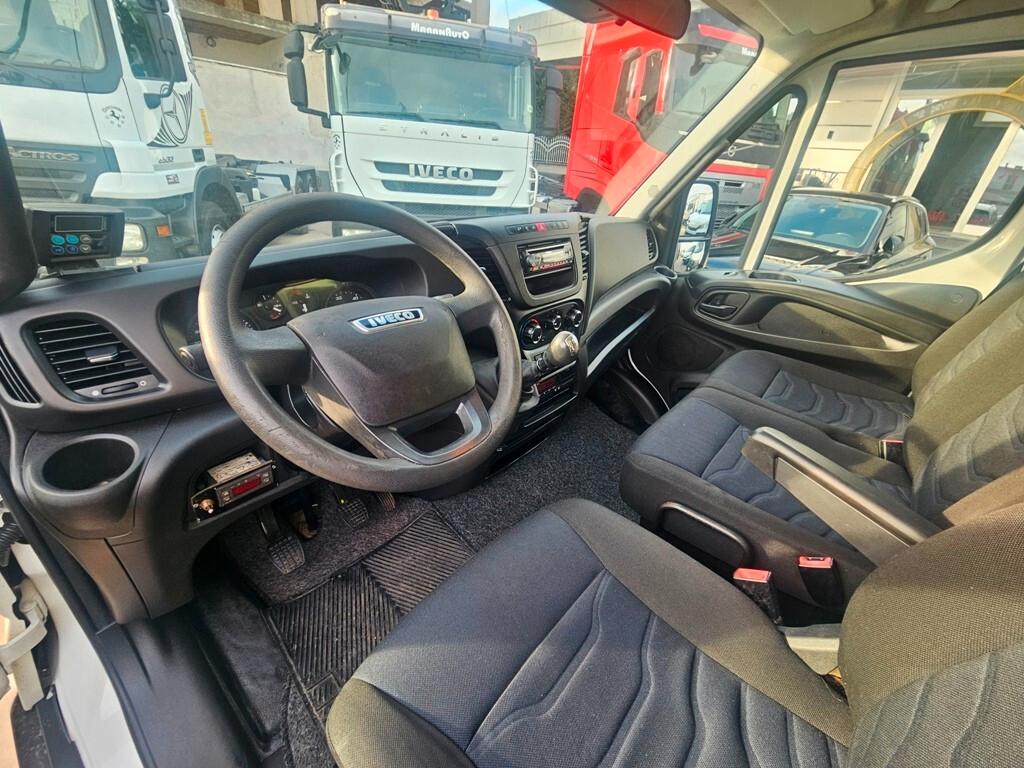 IVECO DAILY 72-150 FRIGO CON PEDANA-2018