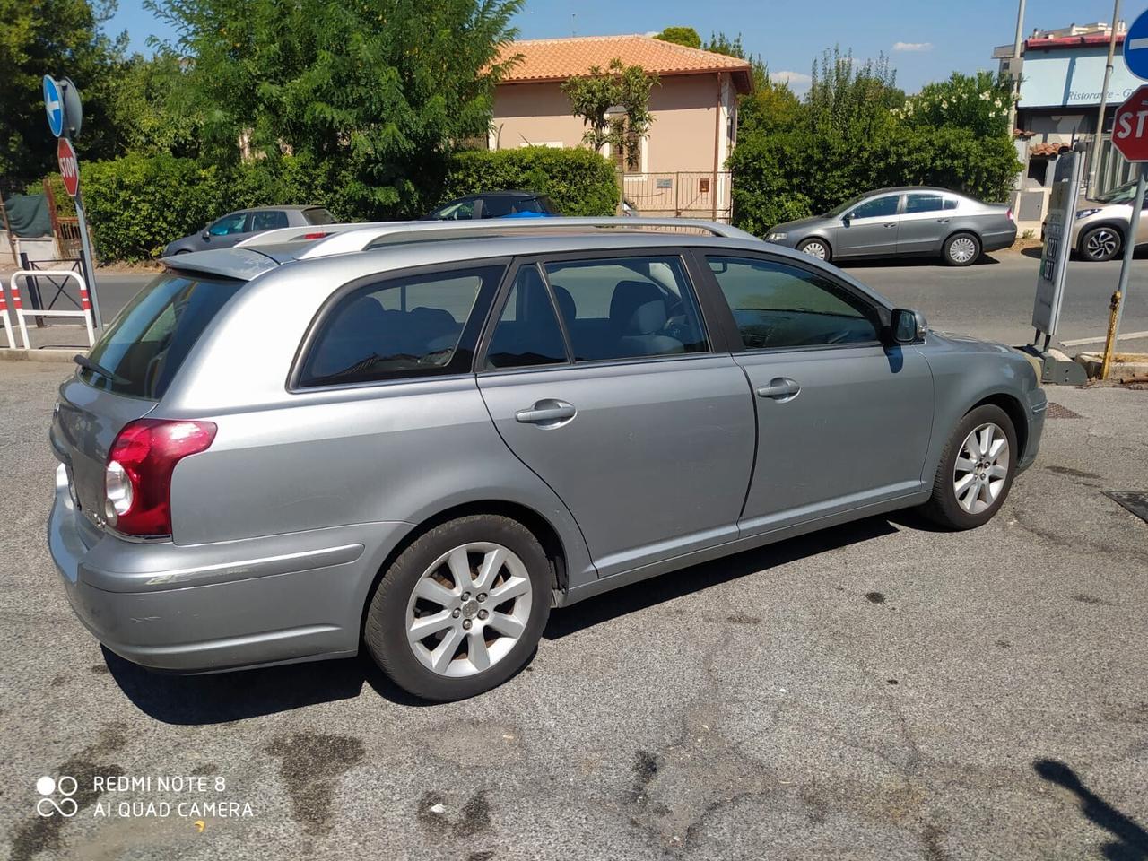 Toyota Avensis 2.0 D-4D 16V Station Wagon