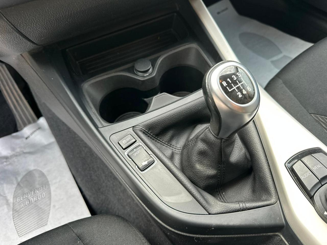 Bmw 114d 5p. Urban 2013