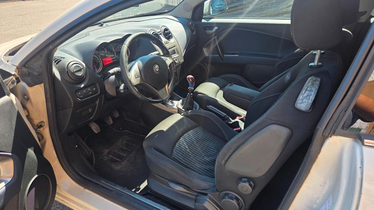 Alfa Romeo MiTo 1.4 105 CV M.air Distinctive Premium Pack