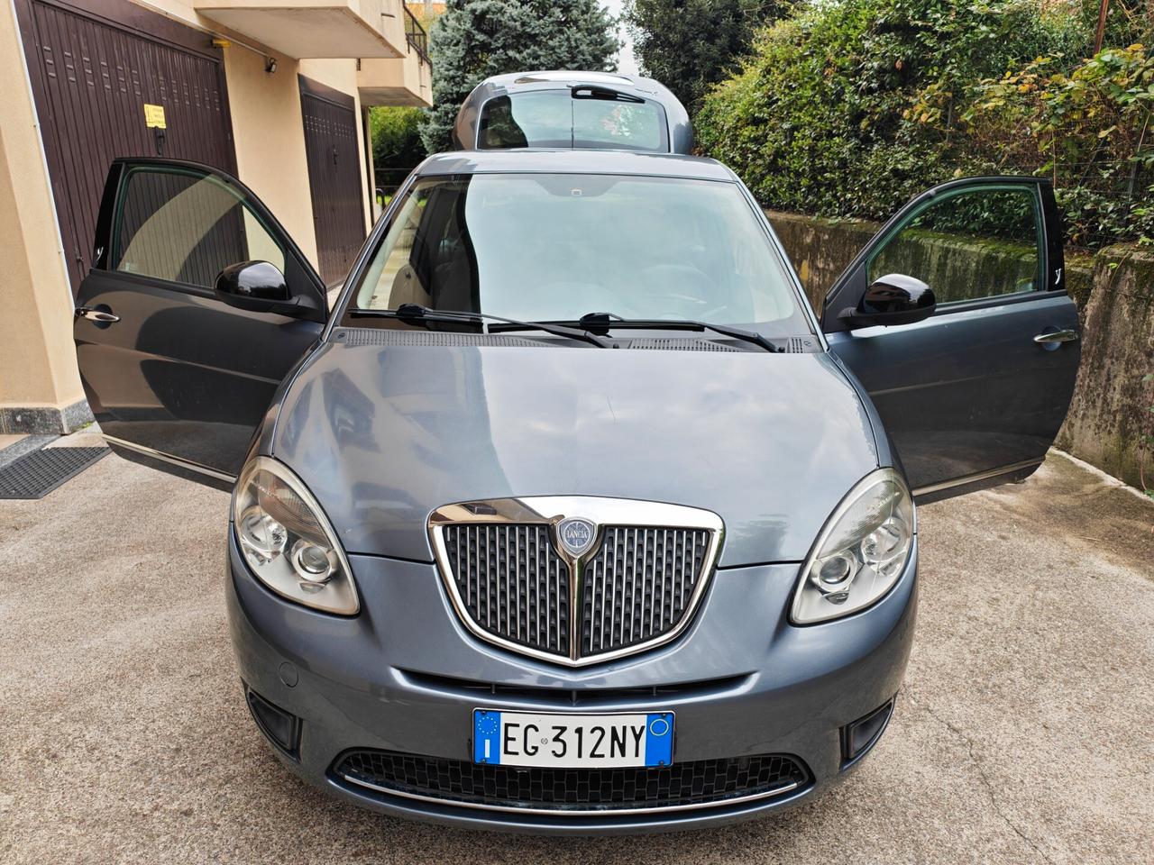 Lancia Ypsilon 1.2 BENZINA 70cv / 67.000km / FRIZIONE NUOVA