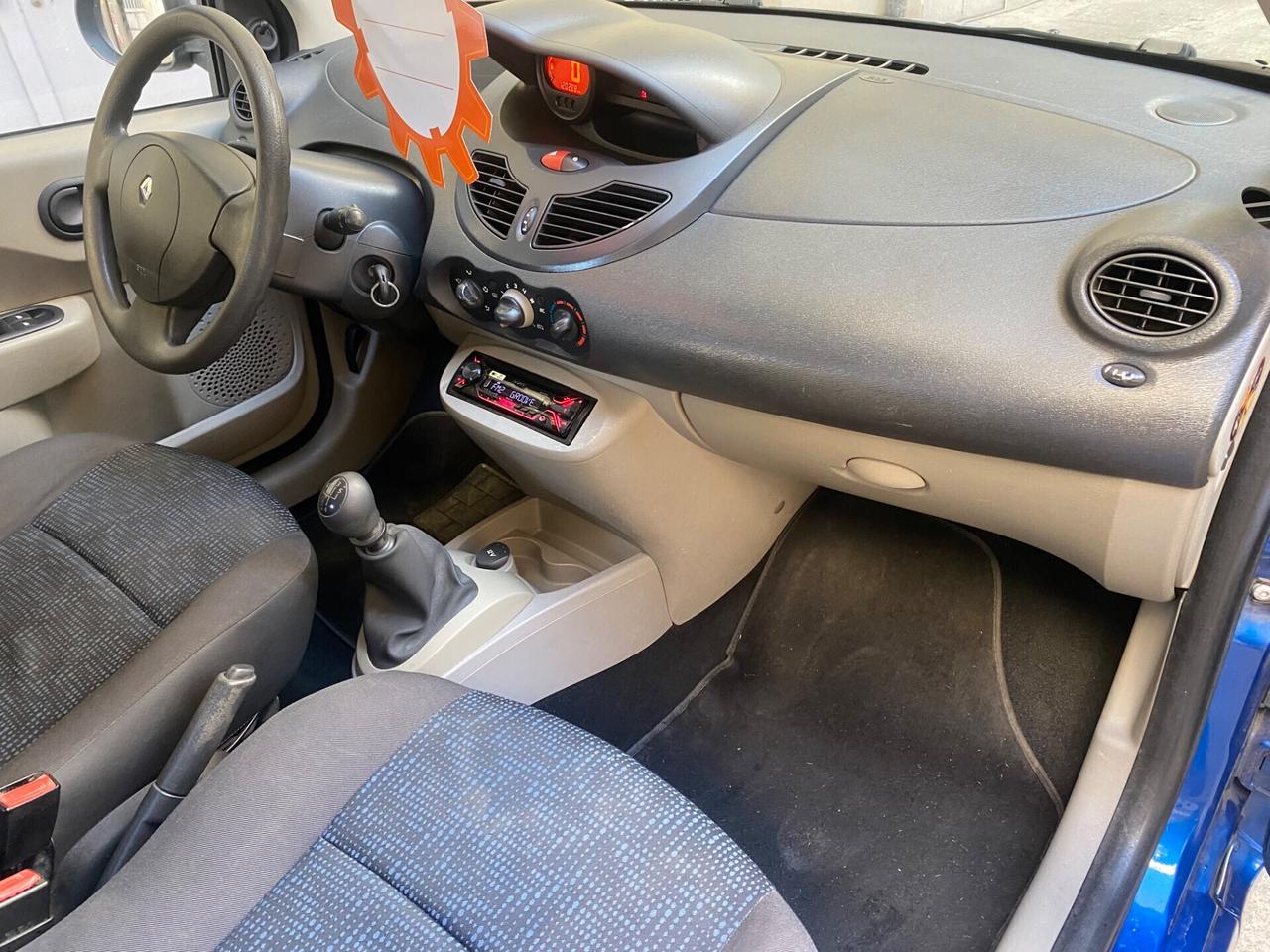 Renault Twingo 1.2 8V Dynamique