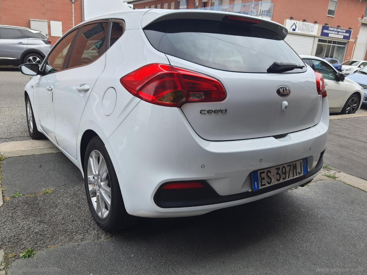 KIA cee d 1.4 GPL 5p. Cool