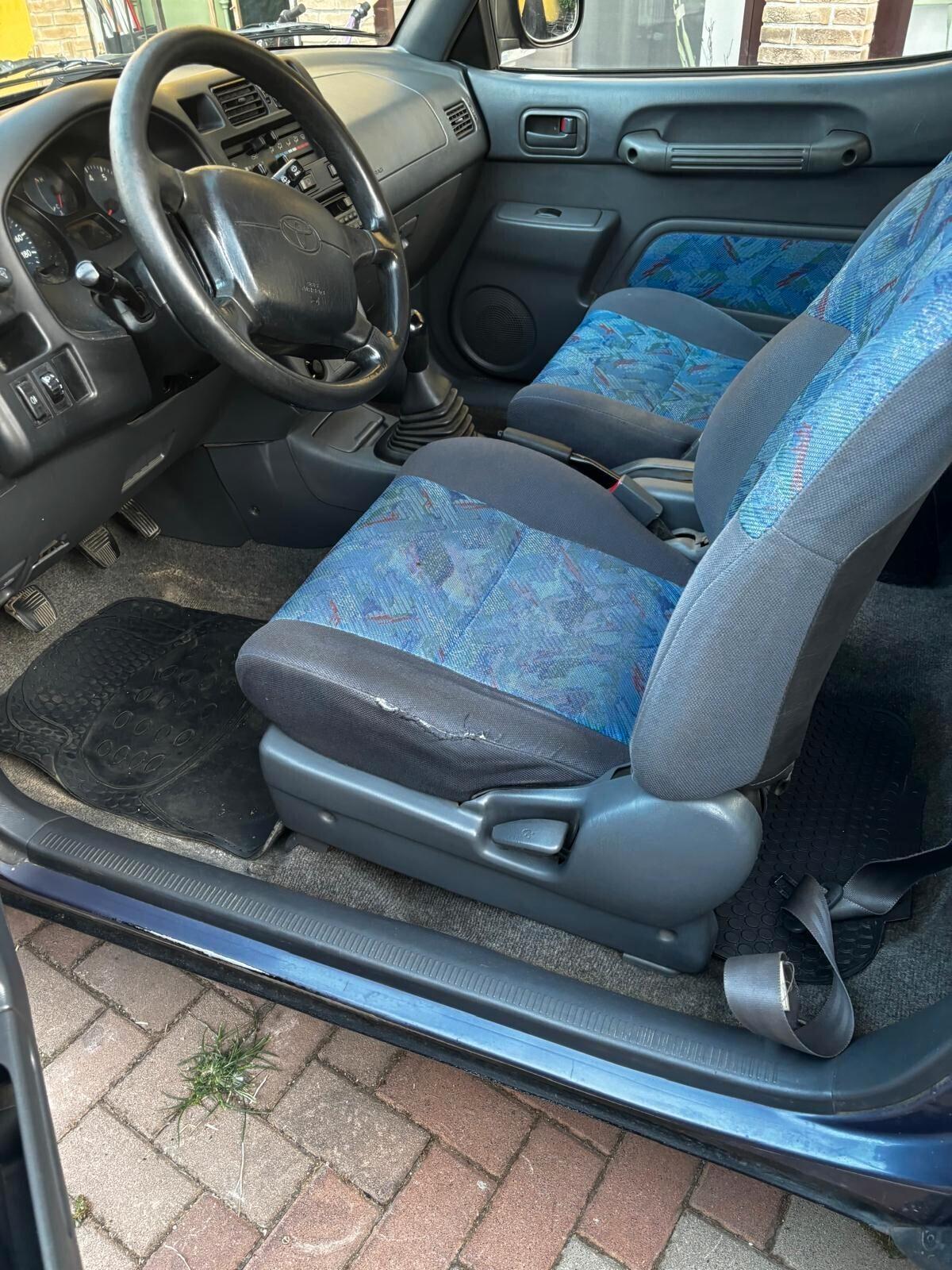 Toyota RAV 4 2.0i 16V cat 4x4 3 porte