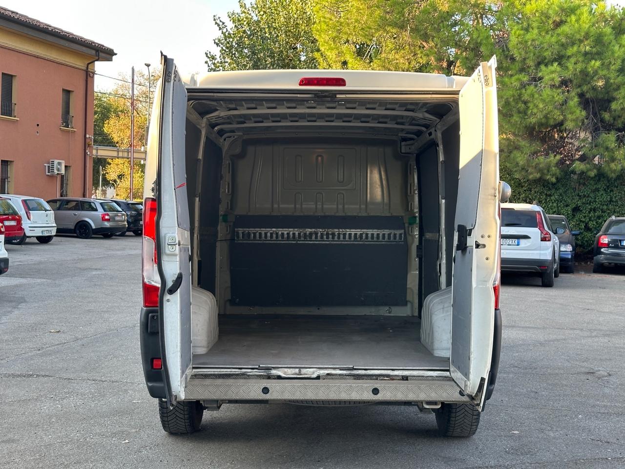Peugeot Boxer 35 2.2 BlueHDi 140 S&S PM-TN Furgone