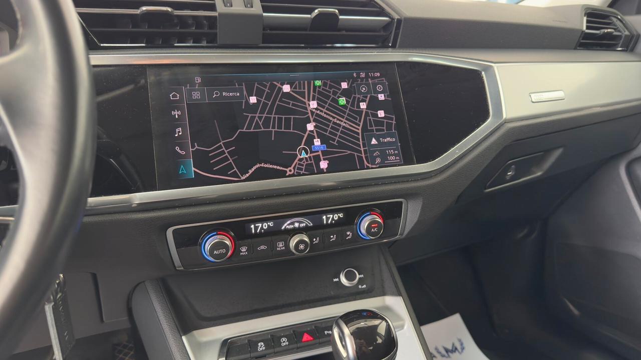 Audi Q3 35 TDI S tronic Business