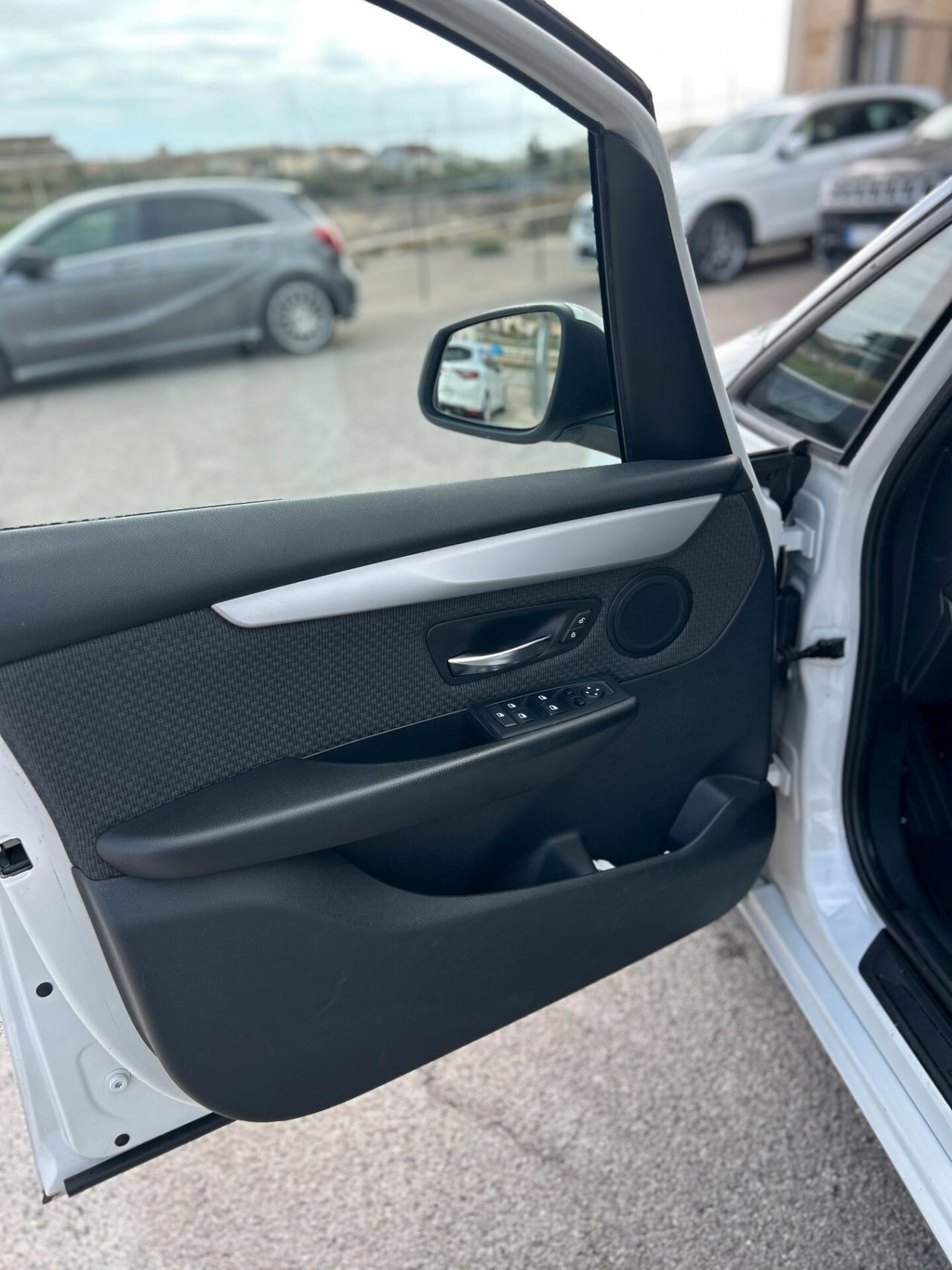 Bmw 216d Active Tourer Luxury