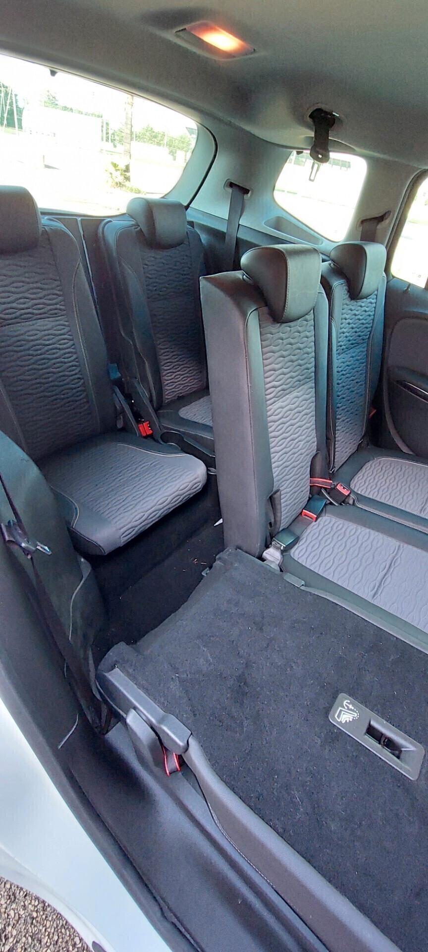 ZAFIRA 7 POSTI 1,6 METANO DI SERIE 150 CV COSMO NAVIGATORE SENSORI TELEFONO CRUISE CONTROL