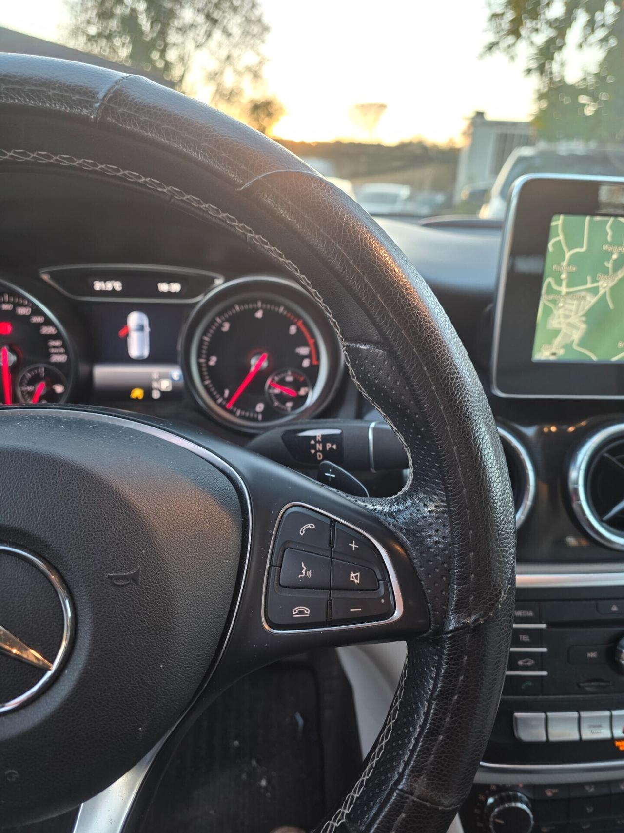 Mercedes-benz CLA 200 d Automatic Premium