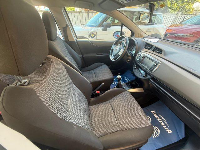 TOYOTA Yaris 1.3 5 porte Lounge