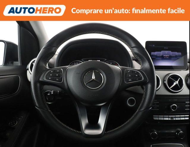 MERCEDES-BENZ B 180 d Sport