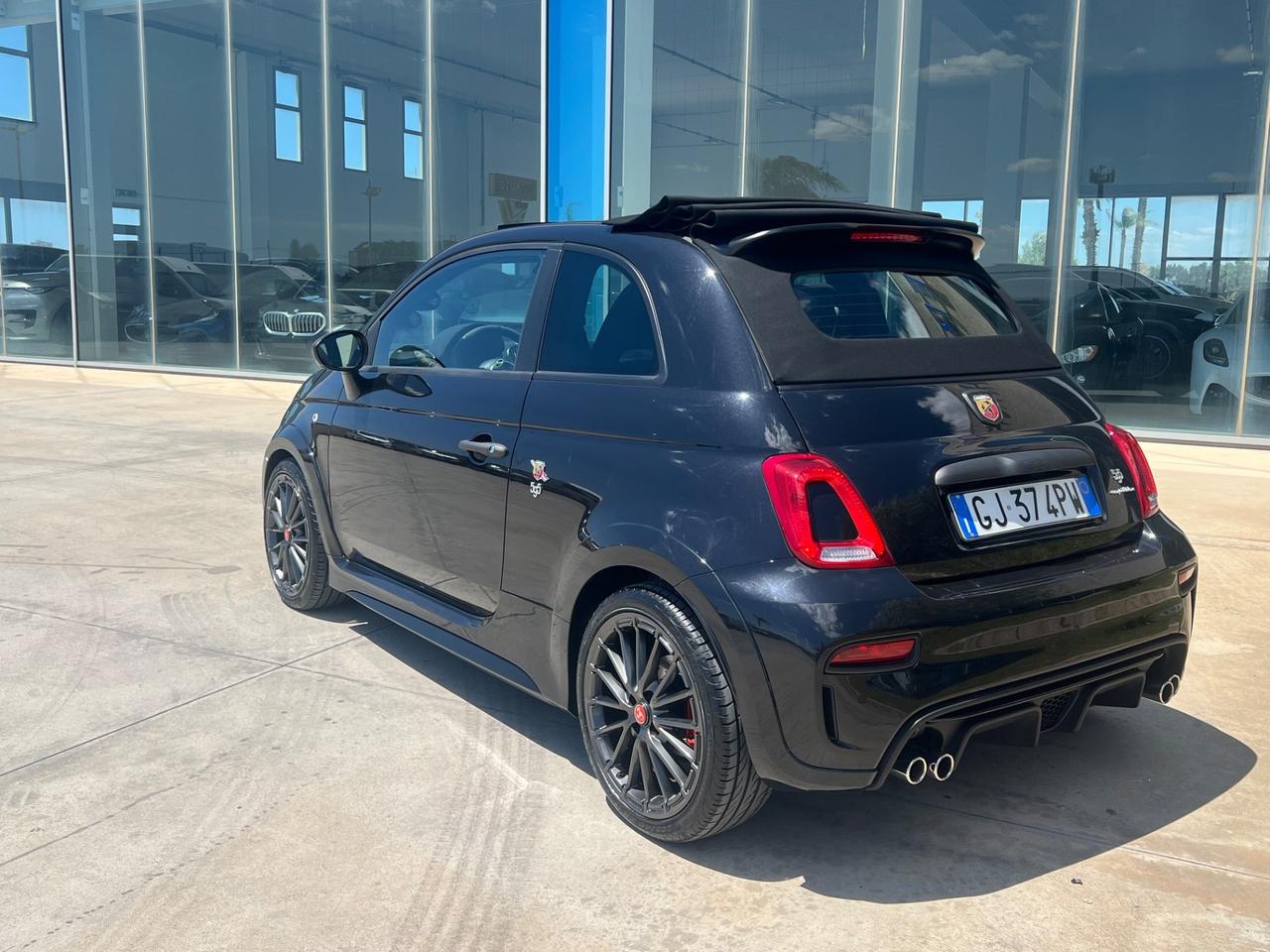 Abarth 595 C 1.4 Turbo T-Jet 180 CV Competizione