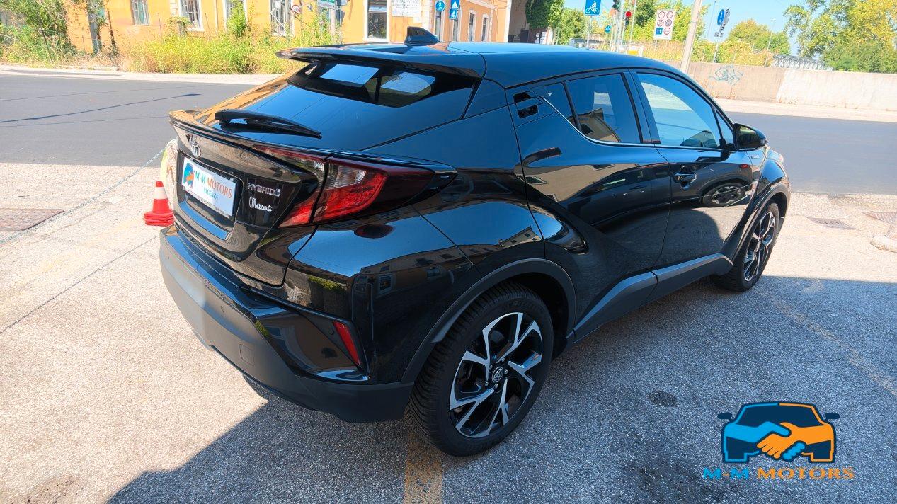 Toyota C-HR 1.8hcvt