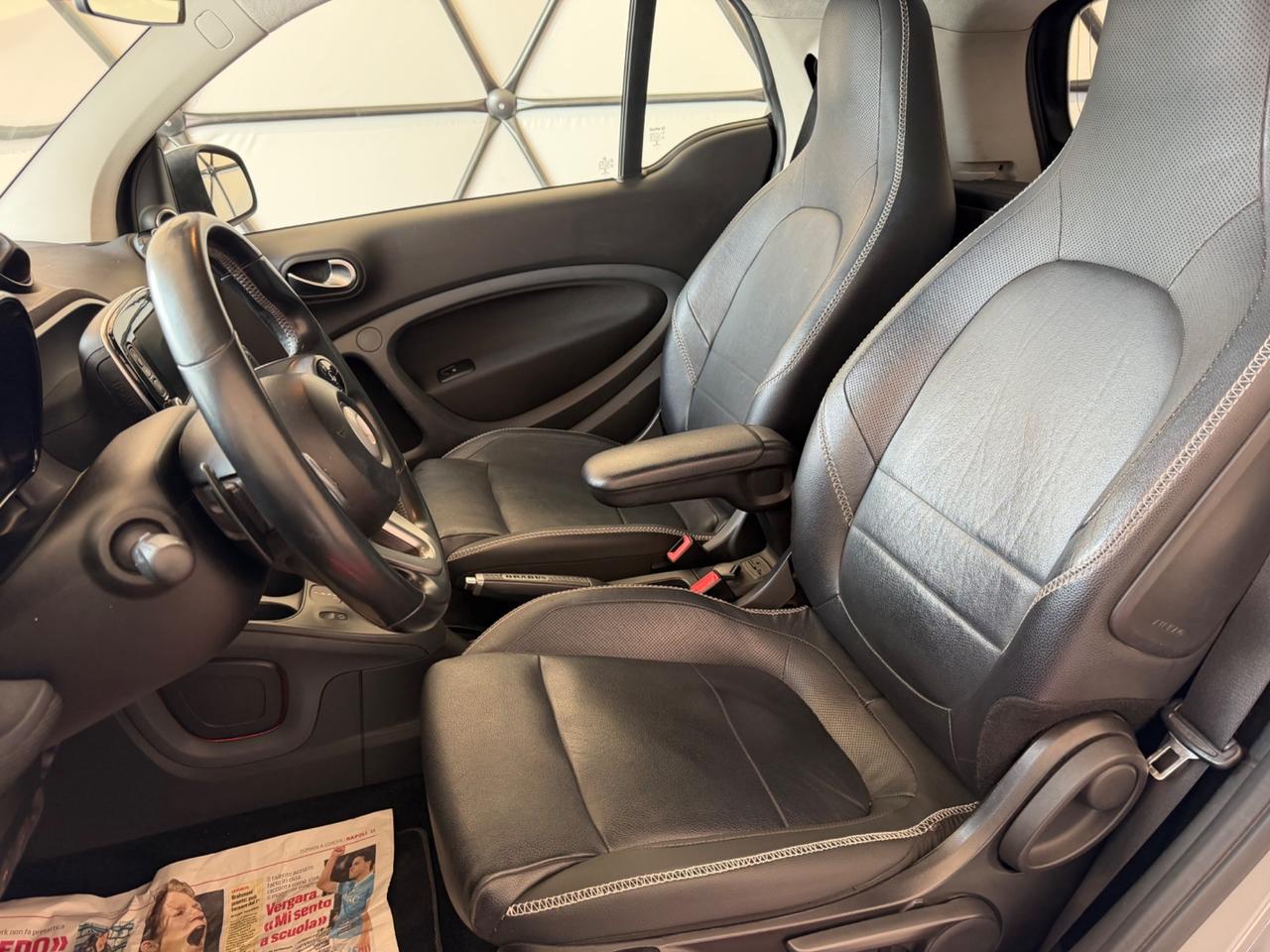 Smart ForTwo BRABUS 0.9 Turbo twinamic Xclusive