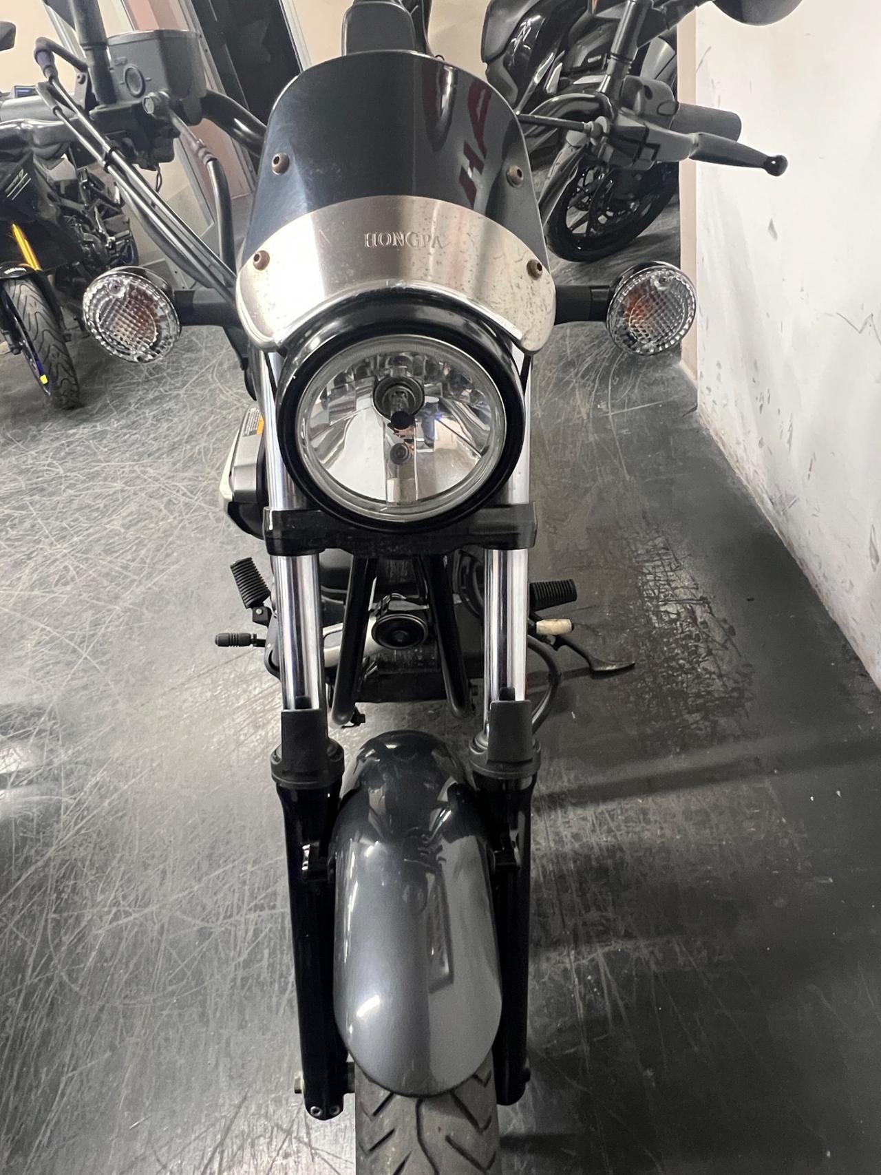 Yamaha XV 950