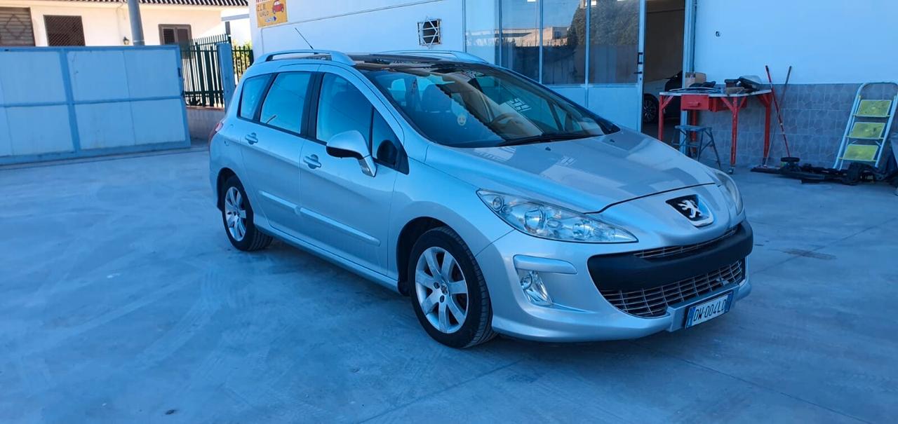 Peugeot 308 1.6 HDi 110CV SW Premium