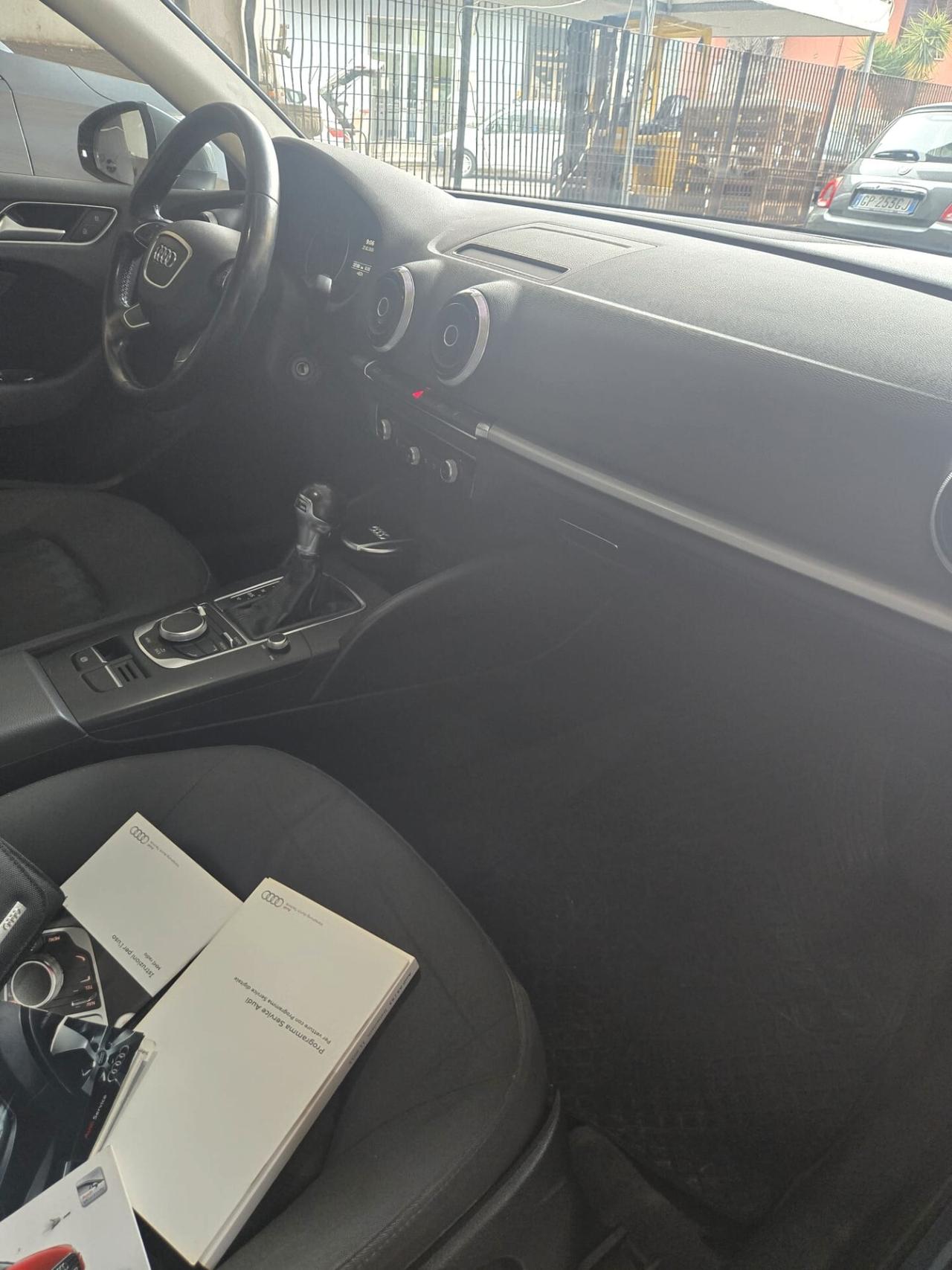 Audi A3 1.6 TDI clean diesel S tronic Admired