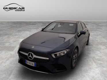 Mercedes-Benz Classe A - W177 2018 - A 200 d Premium Night edition auto