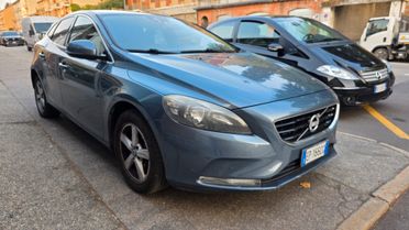 Volvo V40 D3 Momentum