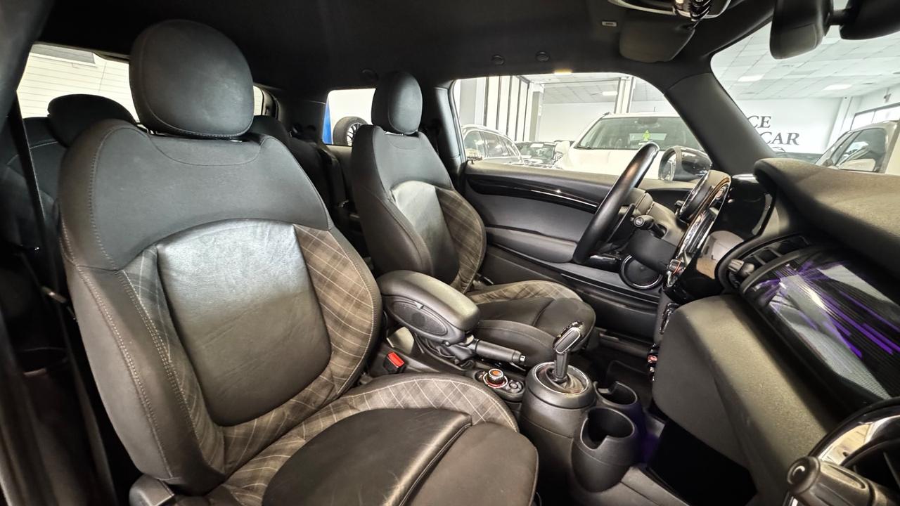 Mini 2.0 Cooper SD aut. JCW