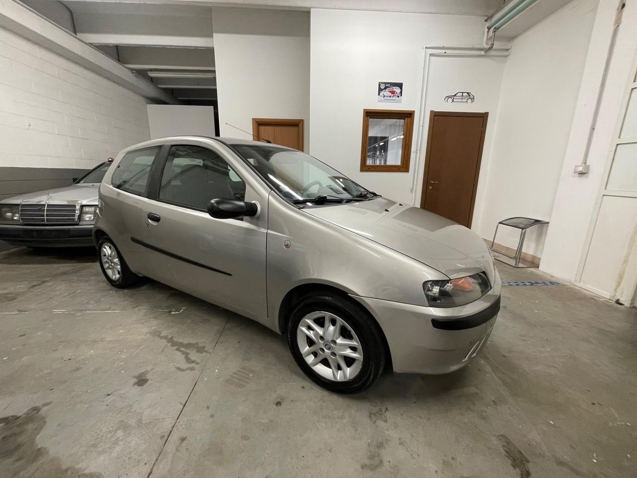 Fiat Punto 1.2i 16V cat 3 porte Speedgear ELX
