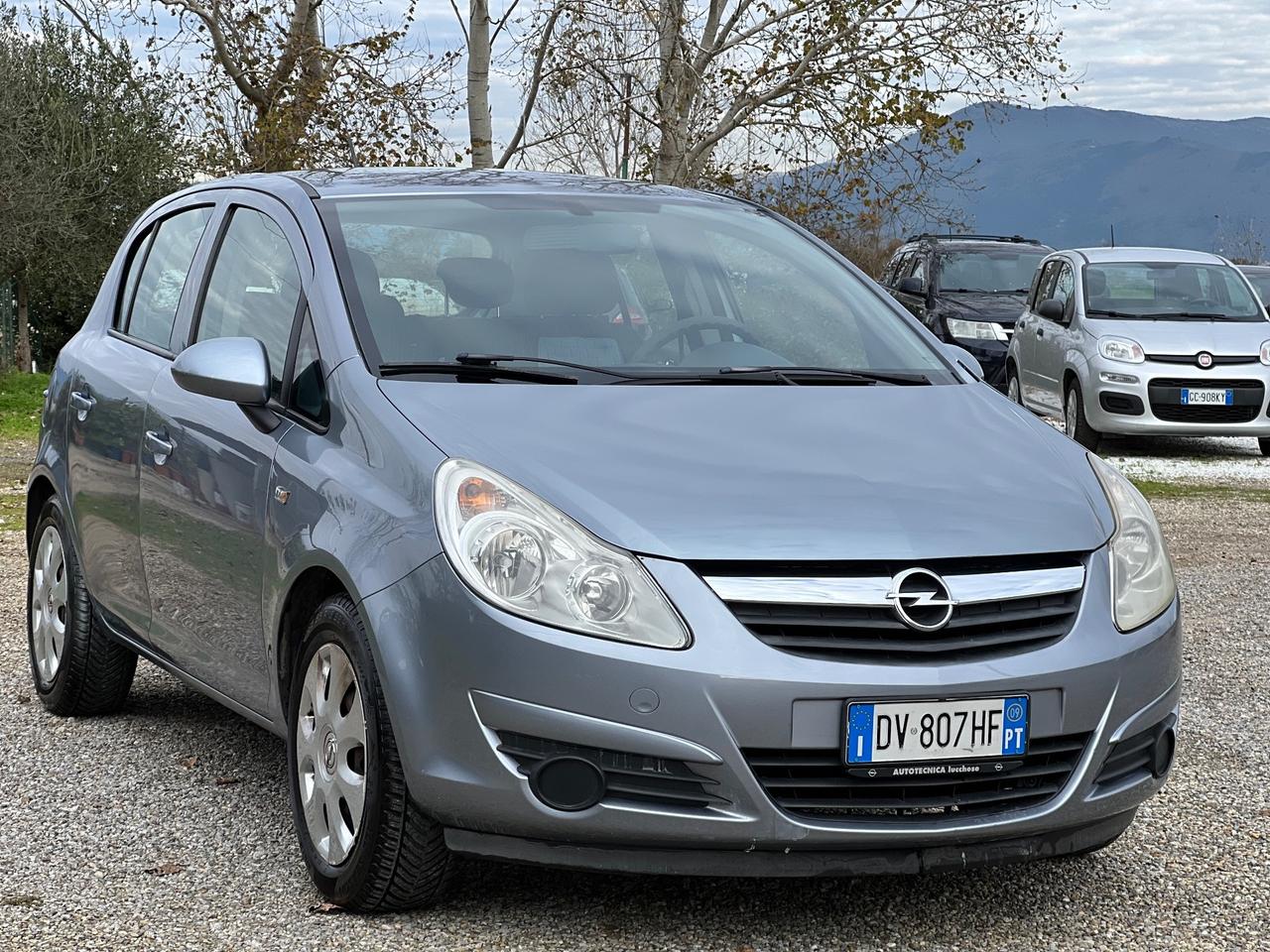 Opel Corsa 1.2 5 porte