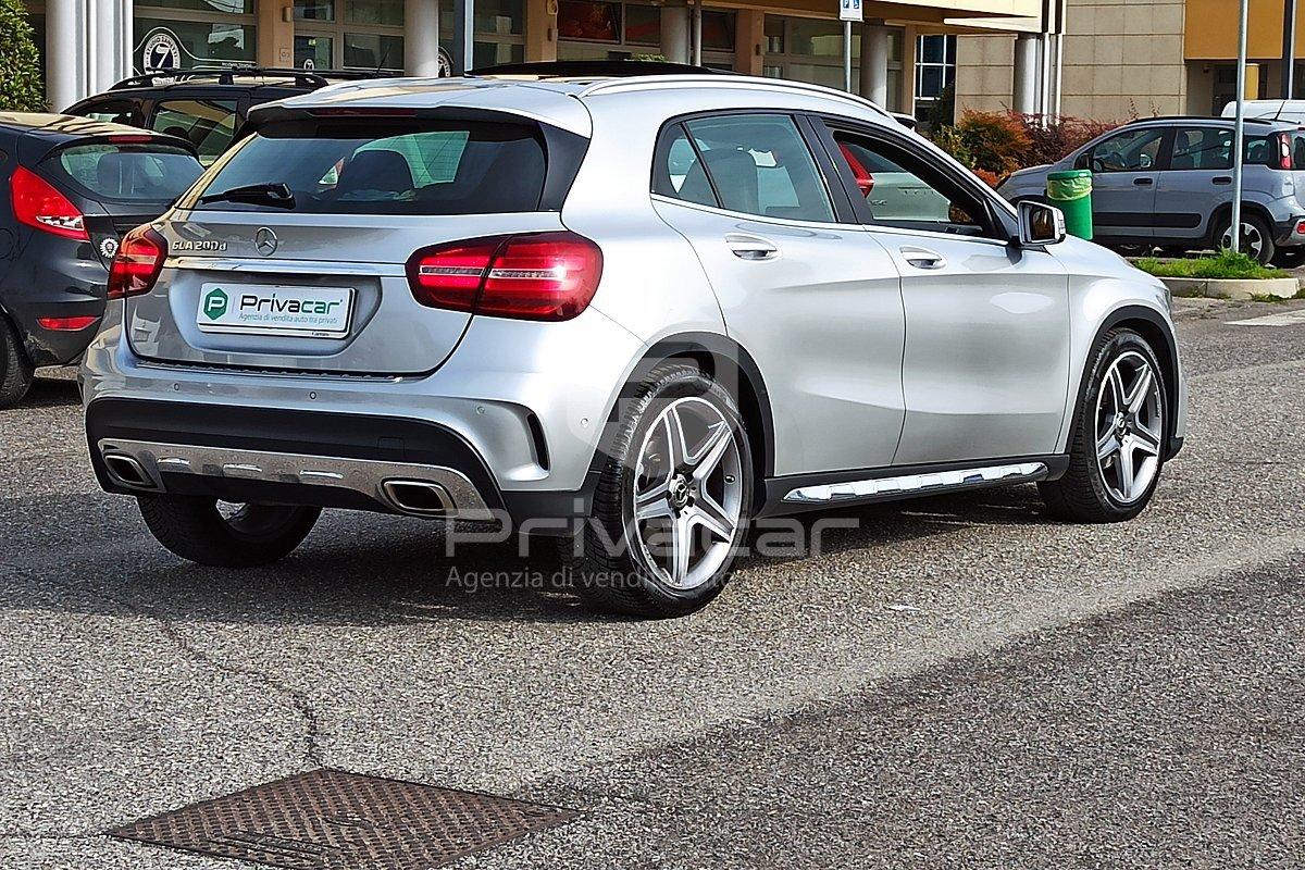 MERCEDES GLA 200 d Automatic Premium