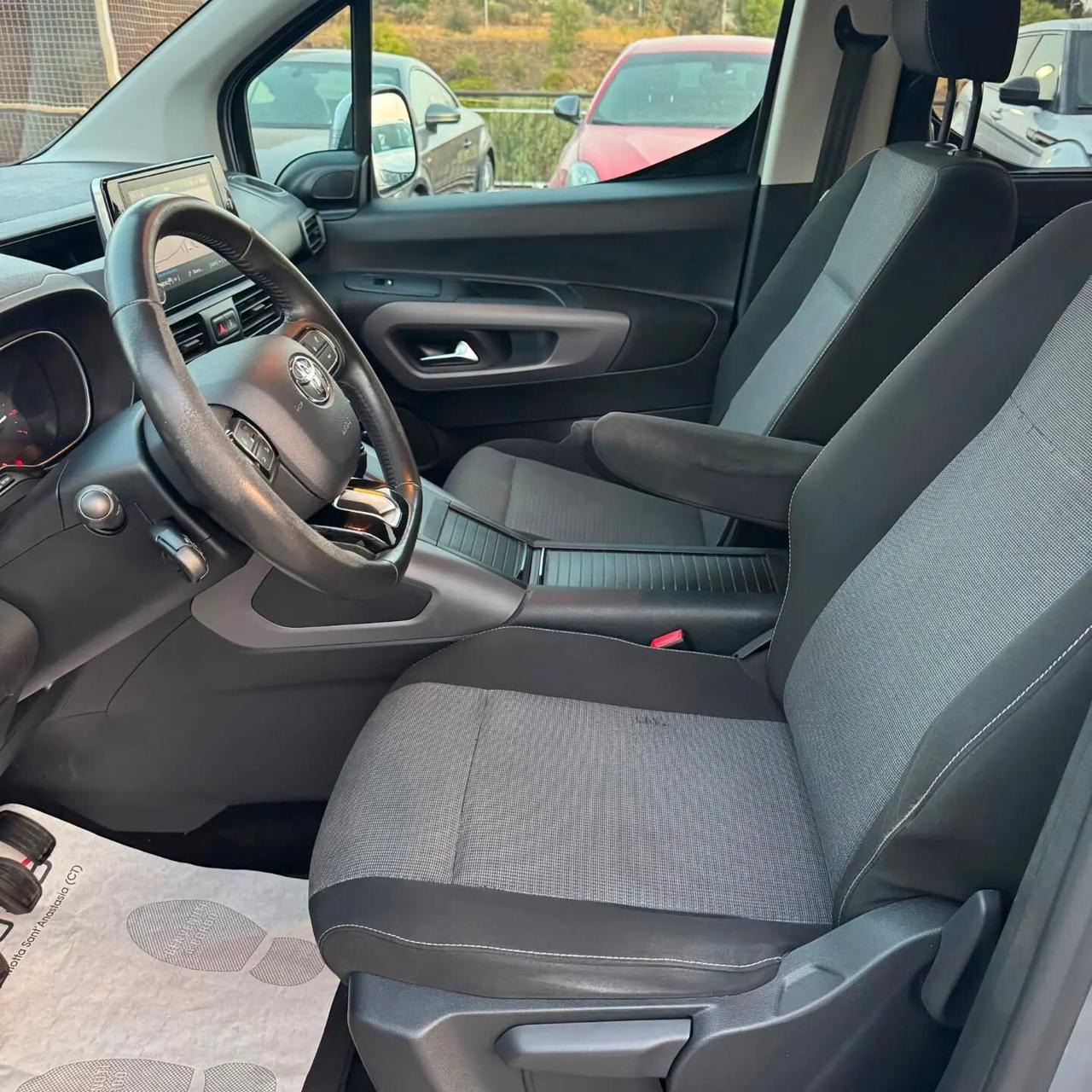 Toyota Proace 1.5 HDI 130CV STRAFUL