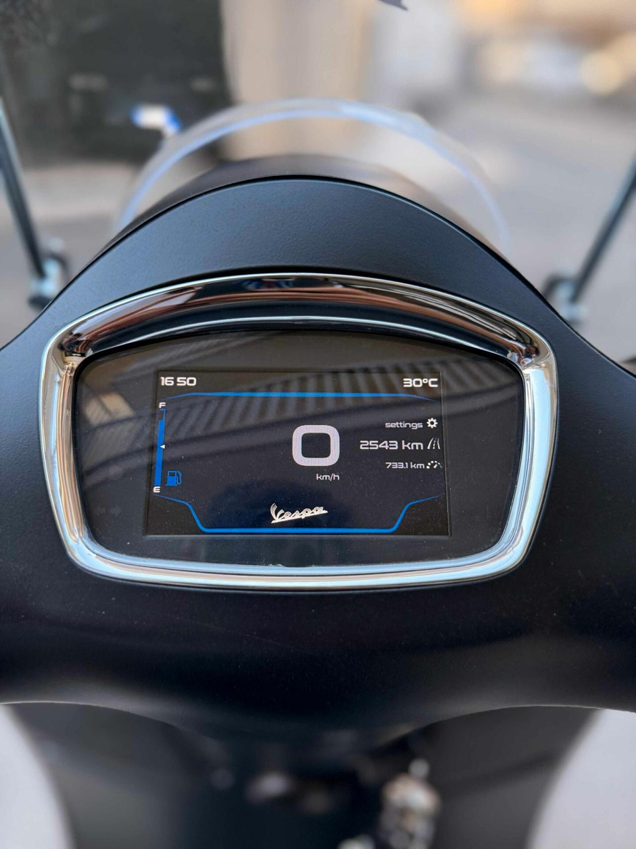 Piaggio Vespa 300 GTS BLACK