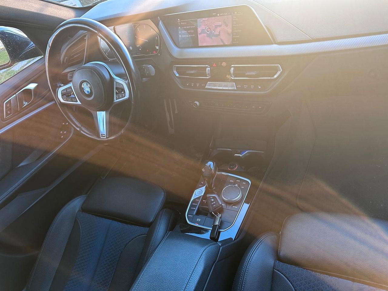 Bmw 116 116d 5p. Msport