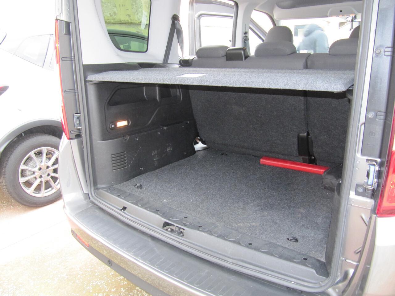 Fiat Doblo 1.6 MJT 16V 105CV Lounge