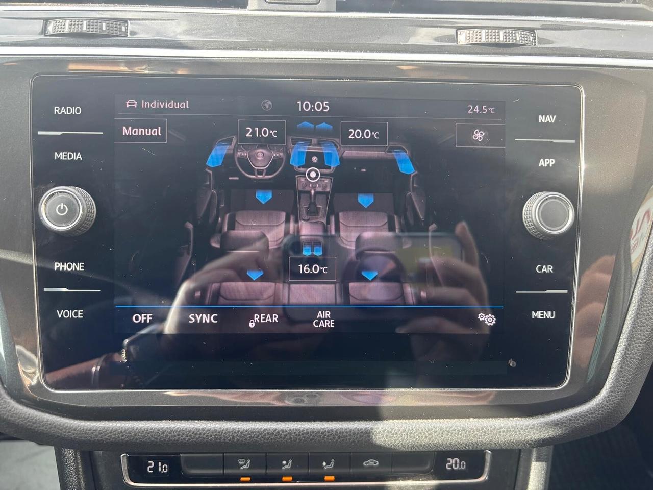 Volkswagen Tiguan 2.0 TDI SCR DSG 4MOTION Business BMT